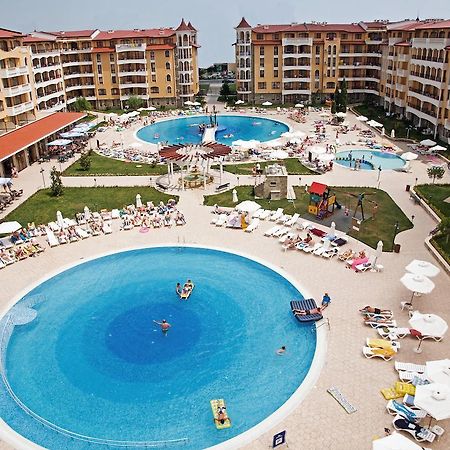 ساني بيتش Royal Sun Apartments المظهر الخارجي الصورة