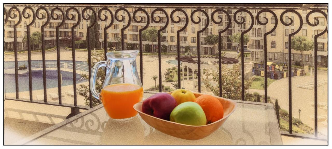 ساني بيتش Royal Sun Apartments المظهر الخارجي الصورة
